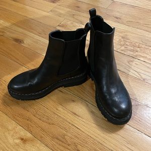 Marc fisher LTD padmia Chelsea boot black size 6.5
